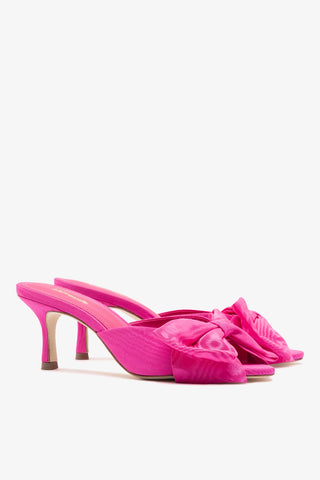 Elle Peep Toe Mule Magenta Silk Mule Larroudé
