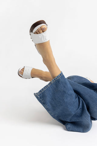 Zuzi Mule In White Patent Leather