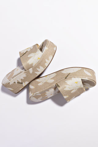Alex Flatform Mule In Beige Printed Raffia