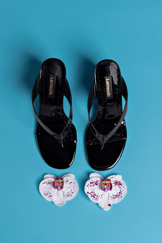 Gaia Wedge Sandal In Black Leather