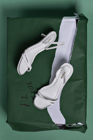 Mini Annie Sandal In White Leather