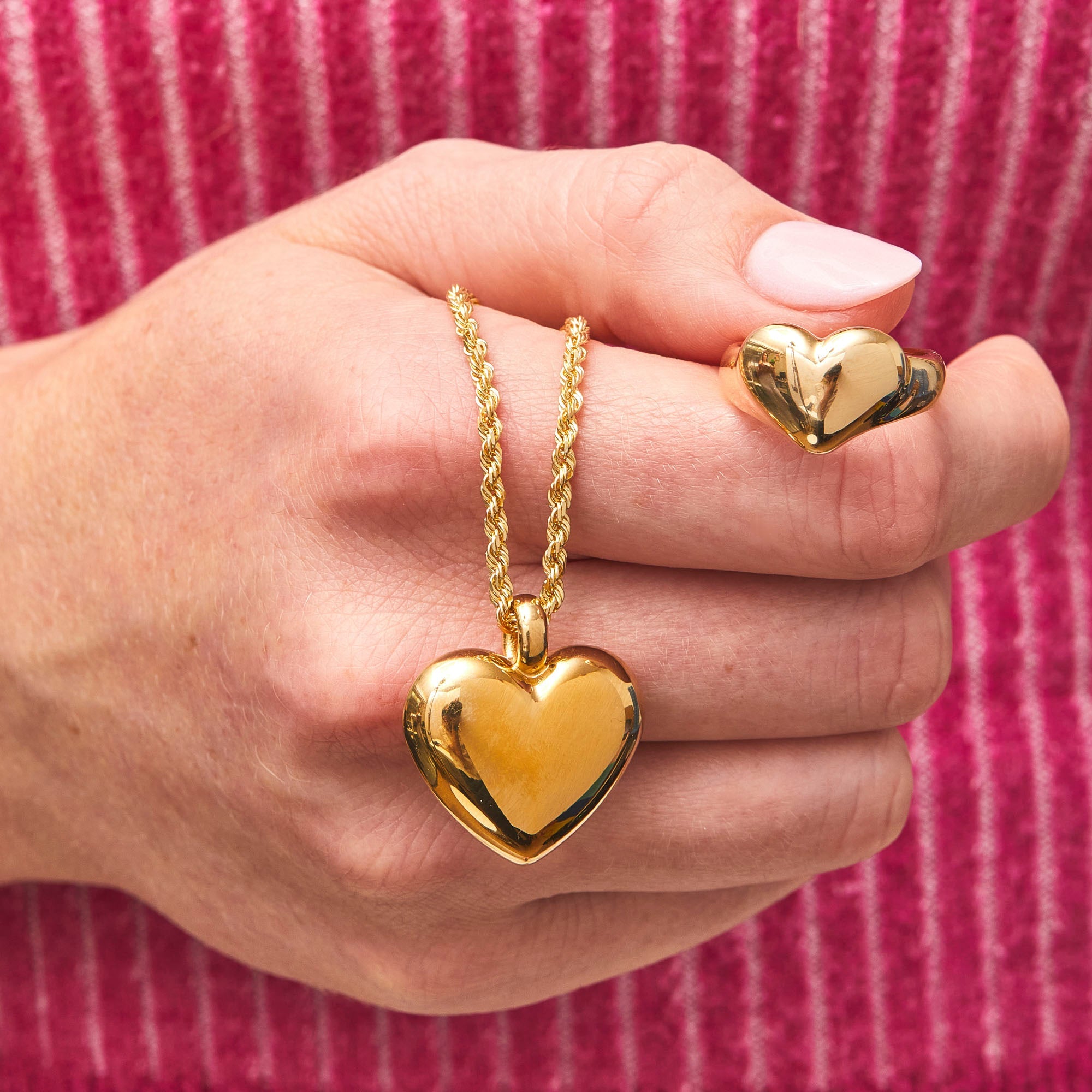 Helium Heart Ring