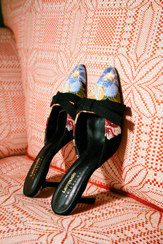 Larroudé x Markarian Mule In Black Wool and Floral Embroidery